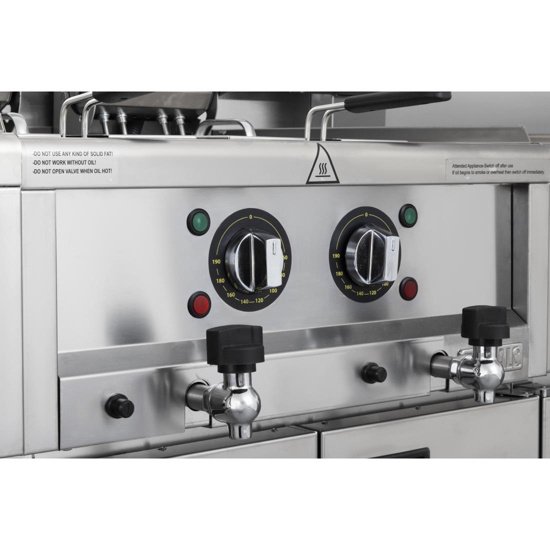Buffalo 600-Serie Elektrische Friteuse Met Dubbele Tank, 2 x 8 Liter