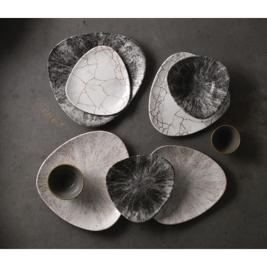 Churchill Studio Prints Kintsugi Agate Grey Lotus Borden 228mm (12 stuks)