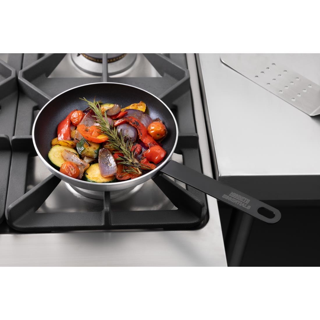 Nisbets Essentials Aluminium Koekenpan met Antiaanbaklaag Teflon 20cm