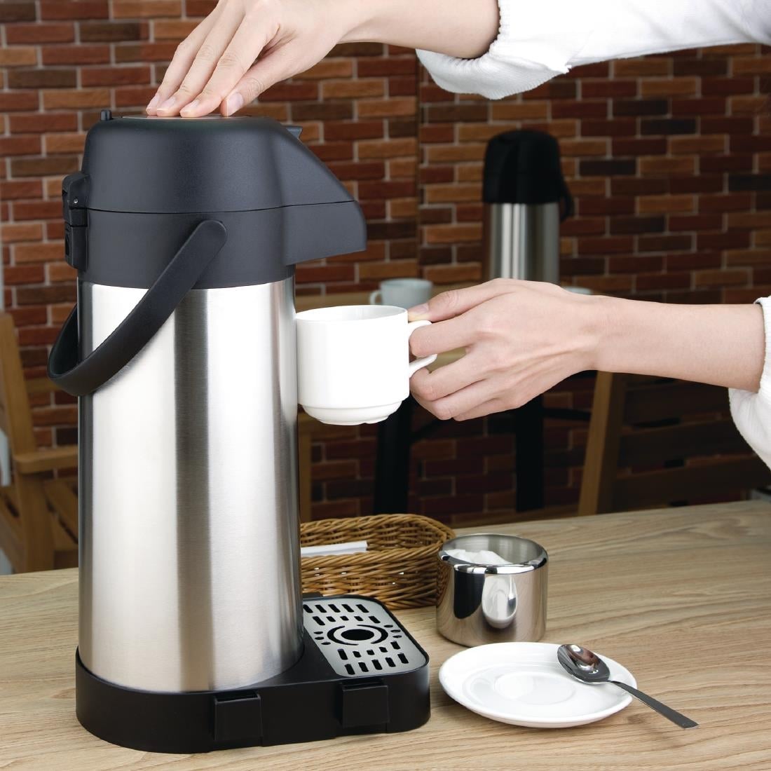 Olympia pomp thermoskan met drukknop 3Ltr