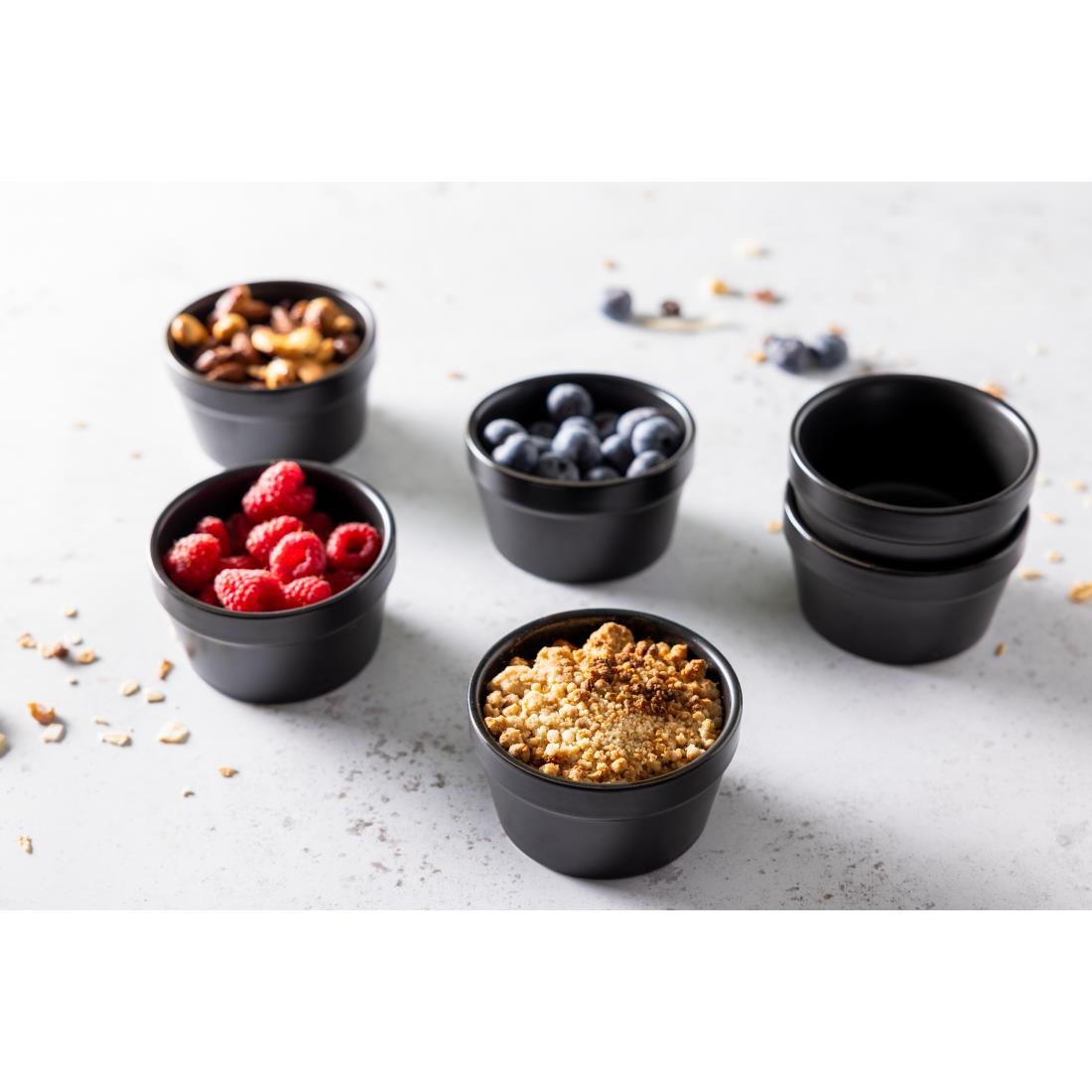 Olympia stapelbare ramekin mat zwart 9,5cm (6 stuks)
