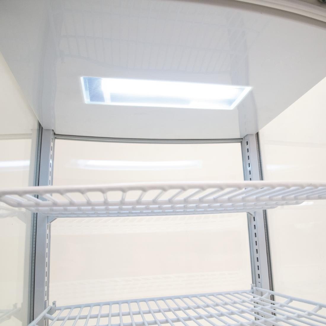 Polar C-Series Energie-Efficiënte Koelkast Met Gebogen Deur Wit 86Ltr
