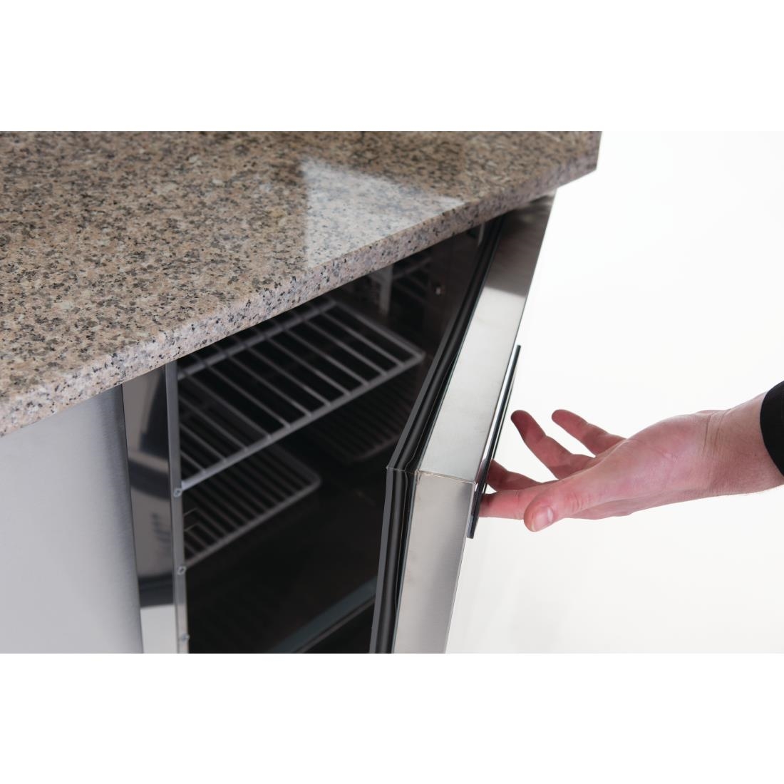 polar g serie gekoelde pizza/sandwich prepareercounter 368l Polar G-serie gekoelde pizza/sandwich prepareercounter 368L