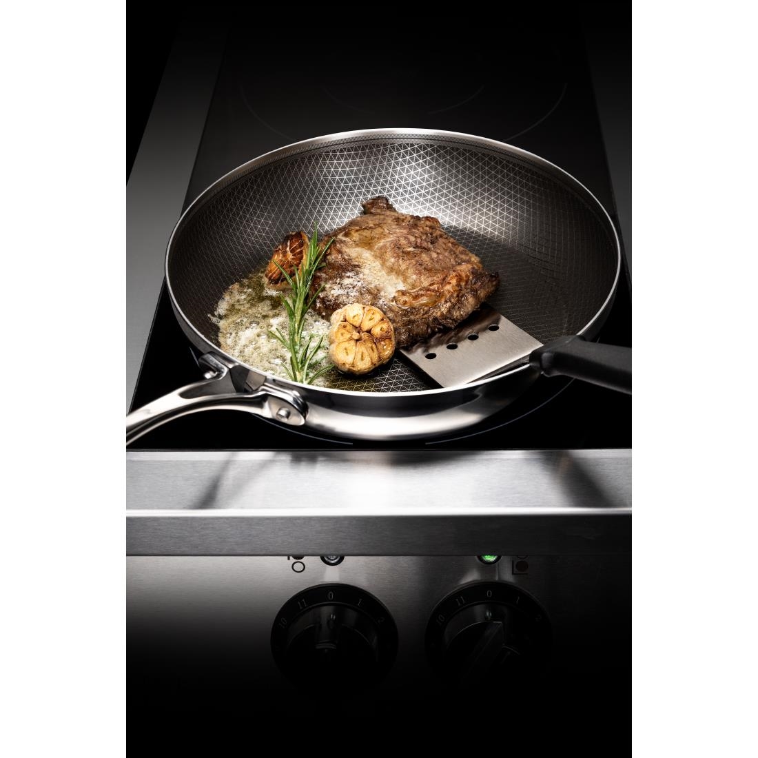 Vogue Tri-Shield Roestvrijstalen Koekenpan met Clad Coating, 24 cm
